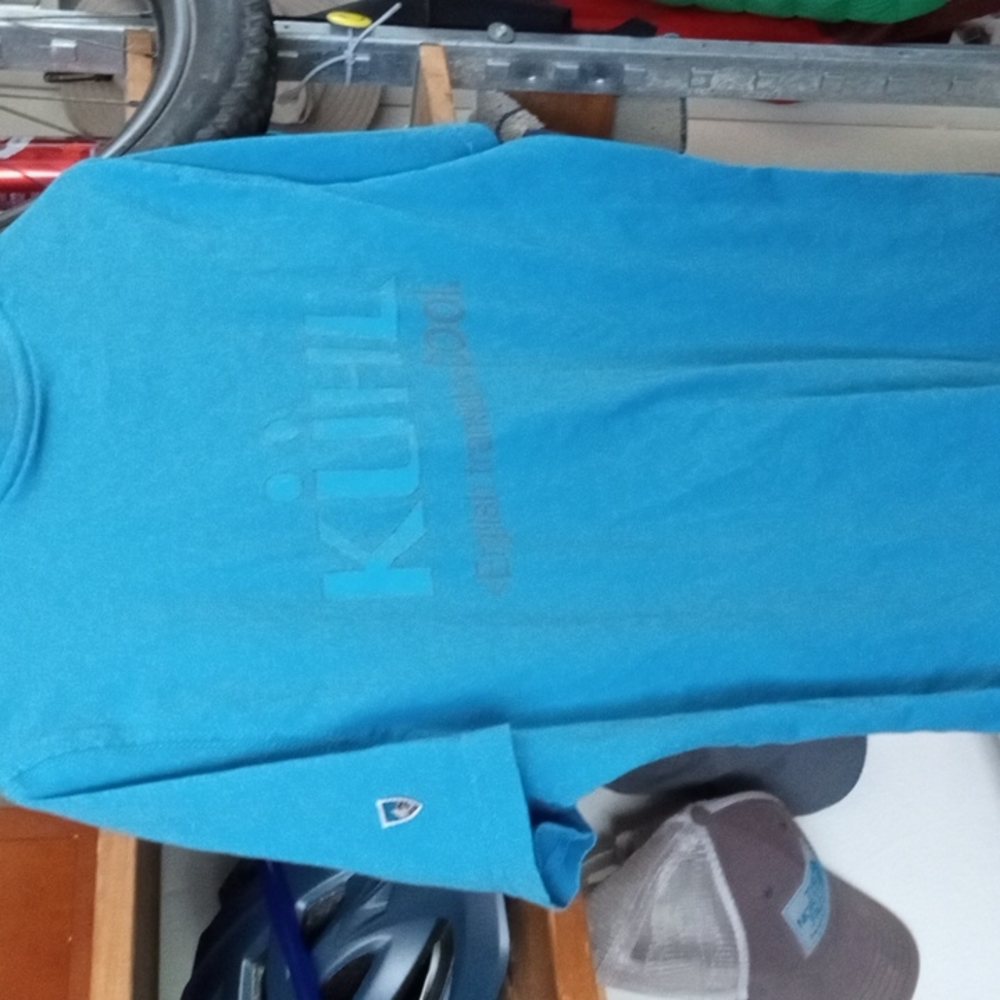 Kuhl t-shirt